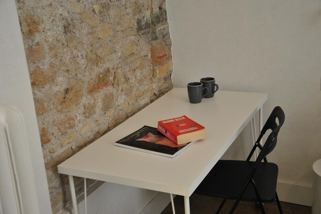 App Leoncino Design Apartment In Roma Habitación foto